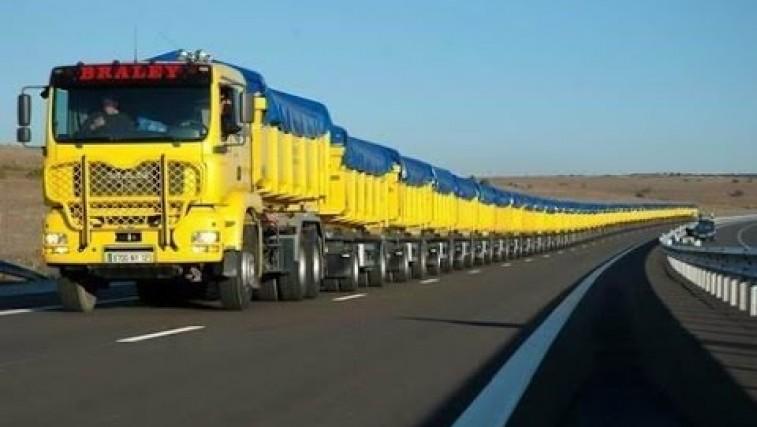 KAMIONI The-World-s-Longest-Truck-Road-Trains-in-Australia1