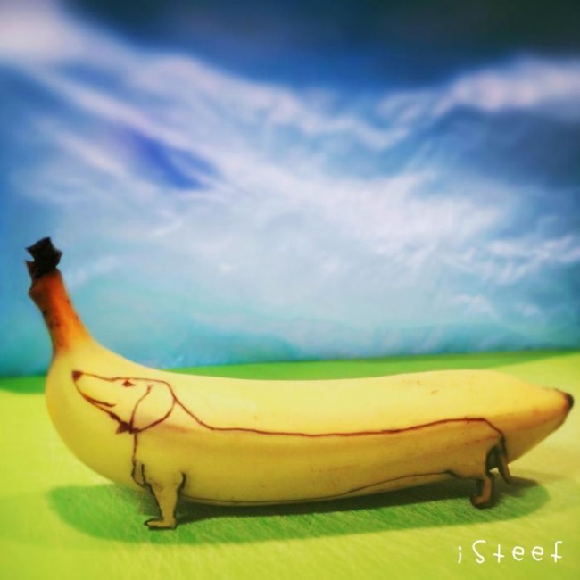 12921210-R3L8T8D-650-banana-drawings-fruit-art-stephan-brusche-23