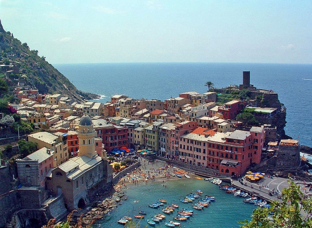 584262_gradovi-u-boji10-vernazza-foto-wikimedia-joeandkaty_orig