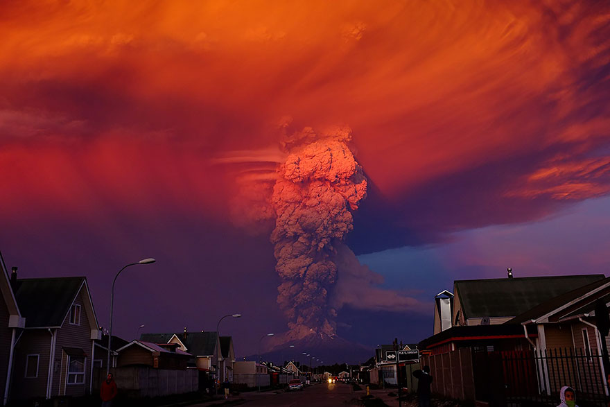 volcano-eruption-calbuco-chile-19__880