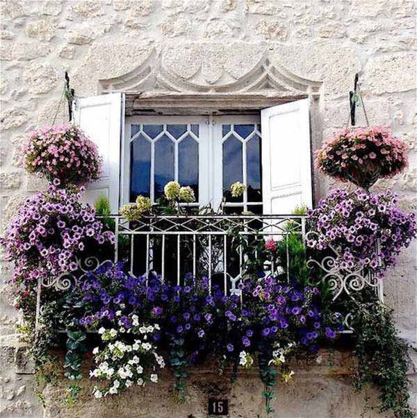 AD-Spectacular-Balcony-Garden-15