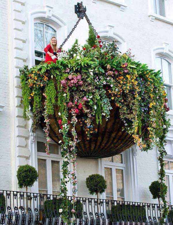 AD-Spectacular-Balcony-Garden-23