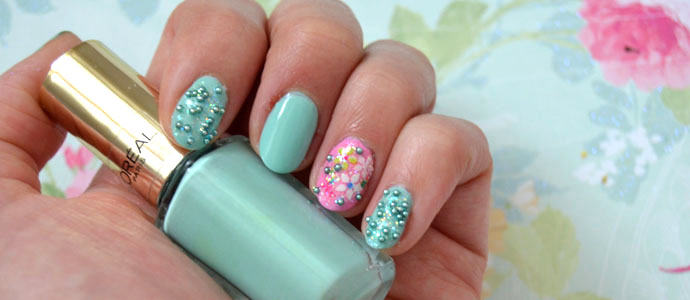 Spring-Manicure-For-Lunar-New-Year-Mint-Caviar-and-Flowers-For-Luminous-Skin