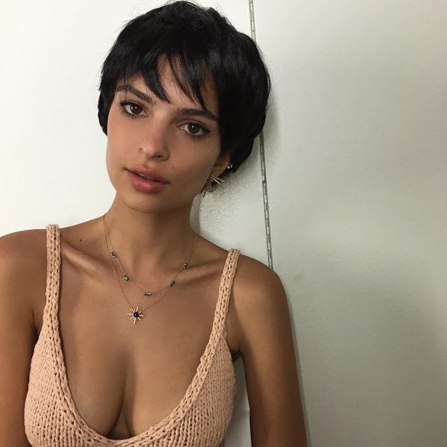 Emily-Ratajkowski-short-wig