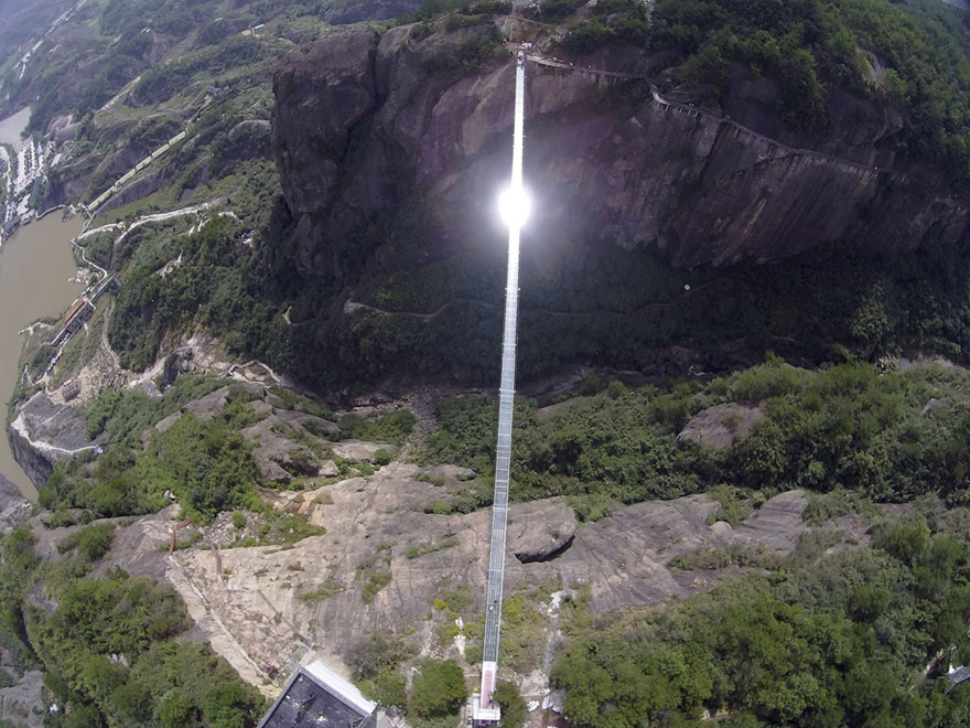 worlds-longest-glass-bridge-shiniuzhai-geopark-china-1