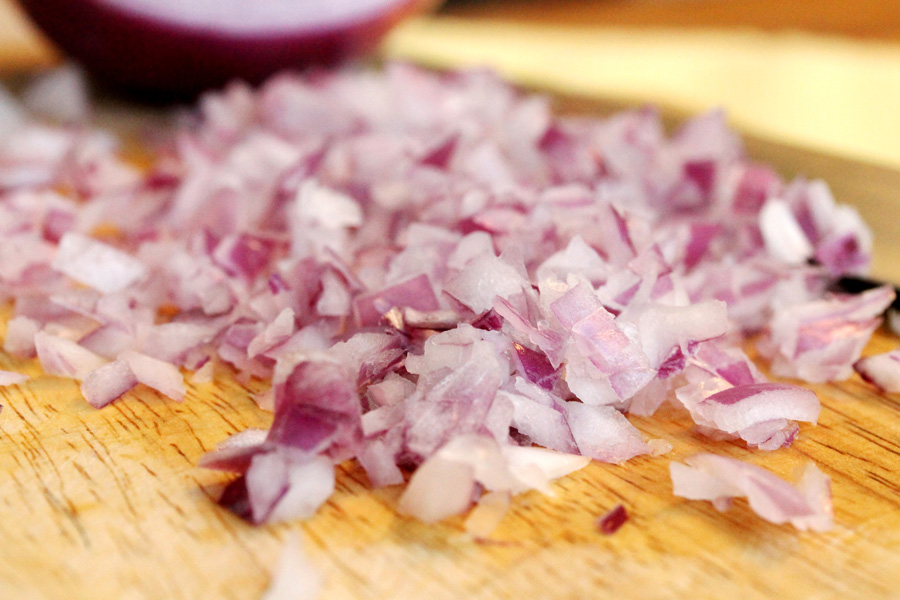 6-chop-red-onion