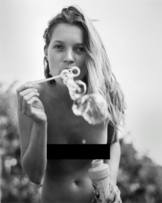 Kate-Moss-naked-1a