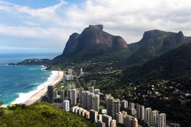 01 May 2015, Rio de Janeiro, Brazil --- Sao Conrado viewed from Pedra dois Irmaos, Rio de Janeiro, Brazil --- Image by © Aziz Ary Neto/Corbis