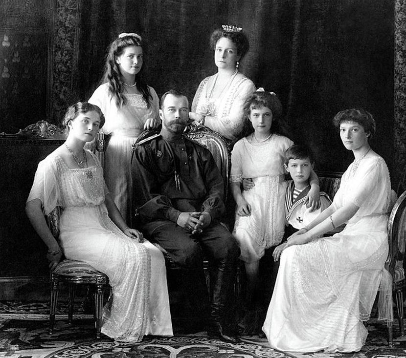 Russian_Imperial_Family_1911 - Copy