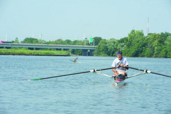 Gabriel-Horchler-rowing2-600x399[1]