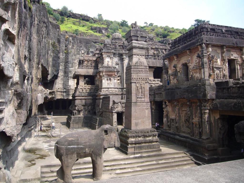 Ellora18[1]