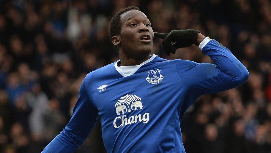 LIVERPOOL, ENGLAND - MARCH 05:  Romelu Lukaku of Everton celebrates scoring his team's first goal during the Barclays Premier League match between Everton and West Ham United at Goodison Park on March 5, 2016 in Liverpool, England.  (Photo by Gareth Copley/Getty Images)