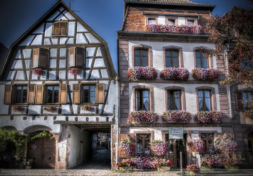 i-visited-the-little-villages-of-alsace-that-look-straight-from-a-fairy-tale-2__880-830x578