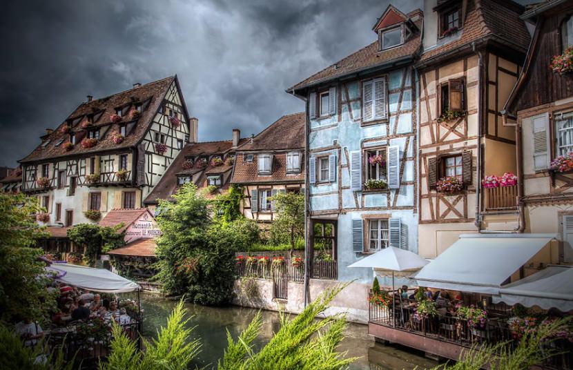 i-visited-the-little-villages-of-alsace-that-look-straight-from-a-fairy-tale-9__880-830x536