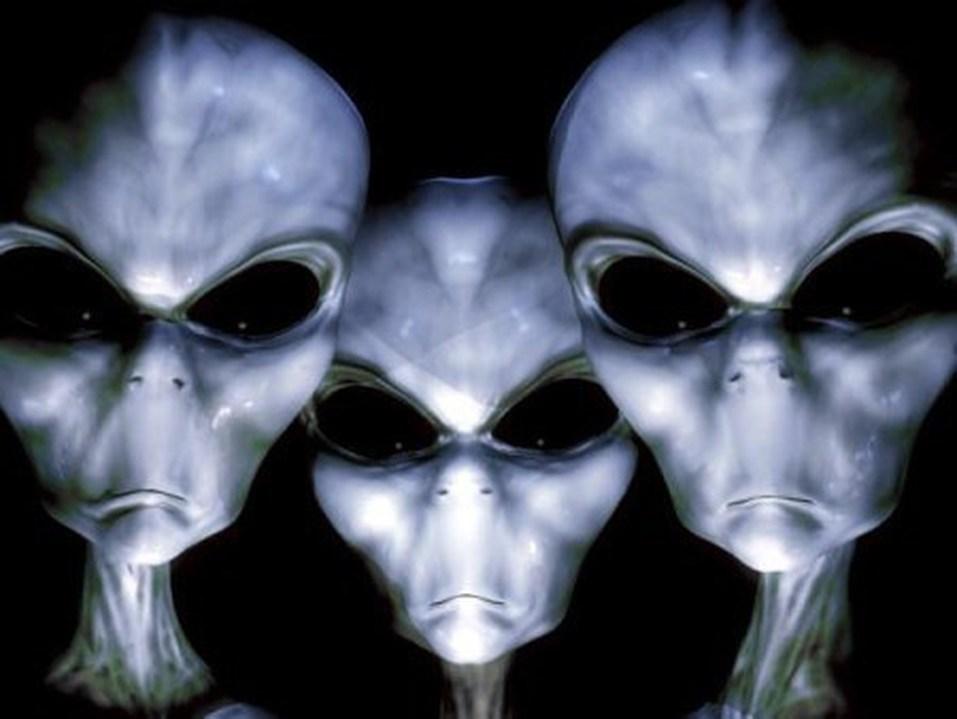 aliens-on-earth[1]
