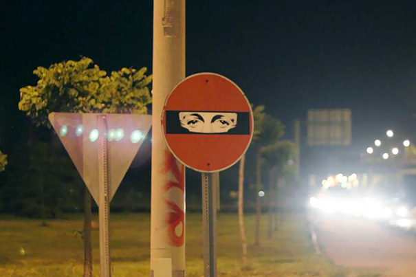 funny-vandalism-street-art-2-57037fa08c135__605