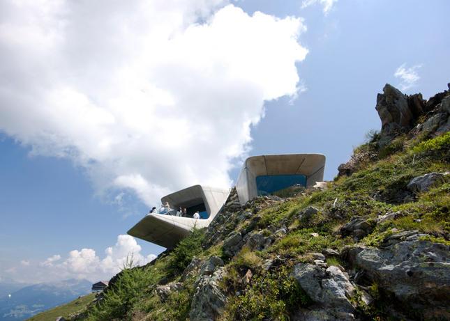 messner-mountain-museum-zaha-hadid-architects-corones_inexhibitcom_dezeen_784_5_1459510436