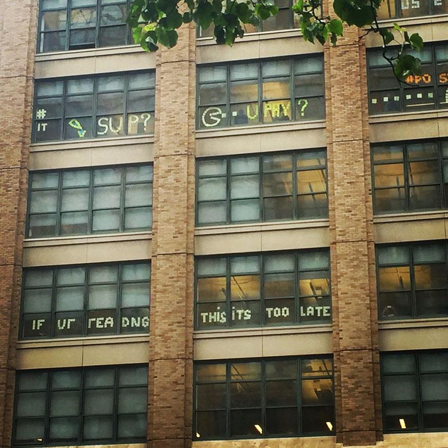 building-post-it-war-notes-nyc-manhattan-17