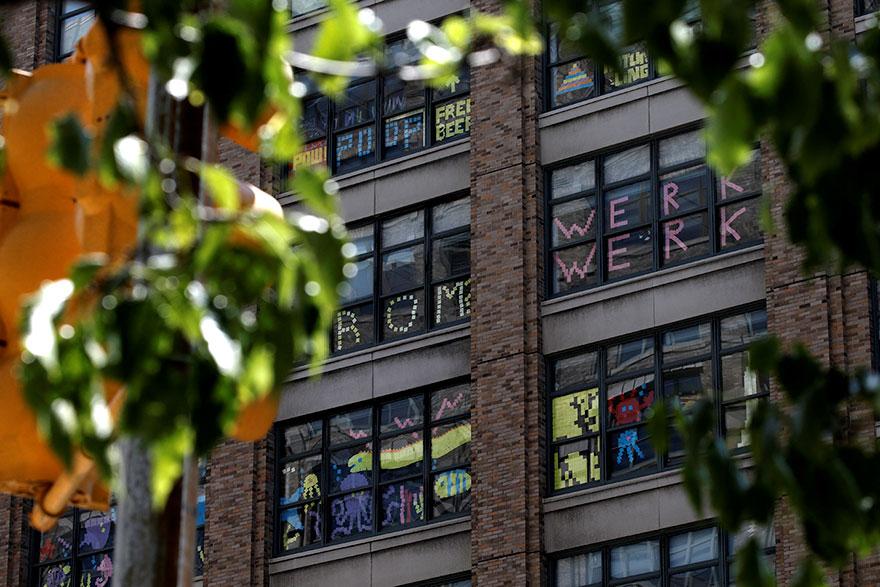 building-post-it-war-notes-nyc-manhattan-29