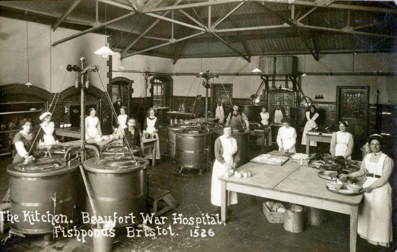 Kitchens-at-Beaufort-War-Hospital-Bristol-1918