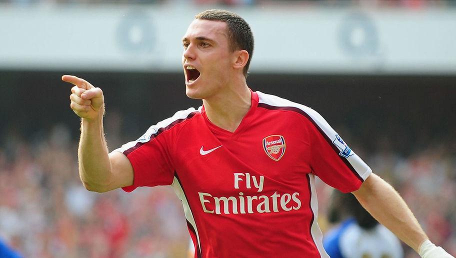 LONDON, ENGLAND - SEPTEMBER 19:  Thomas Vermaelen of Arsenal celebrates his goal during the Barclays Premier League match between Arsenal and Wigan Athletic at the Emirates Stadium on September 19, 2009 in London, England.  (Photo by Clive Mason/Getty Images)