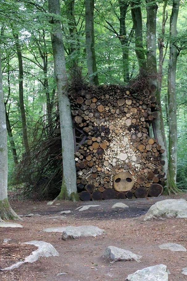 creative-wood-pile-stacking-art-3-58172413461e3__605