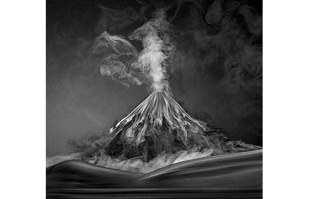 smoke-art-volcano_1510992i