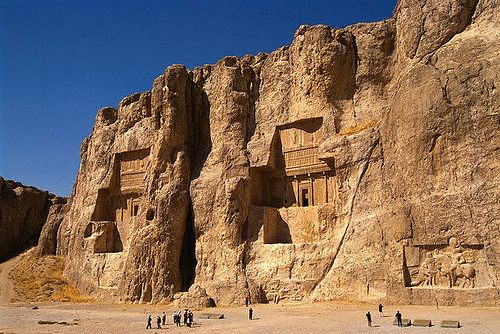 naqsh-e_rustam.jpg