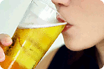 woman_drinking_beer