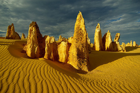 a96838_pinnacles-desert-australia2