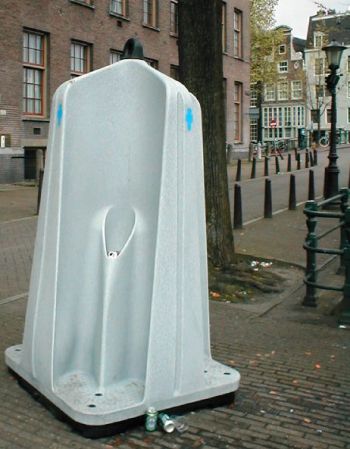 amsterdam-outdoor-urinal