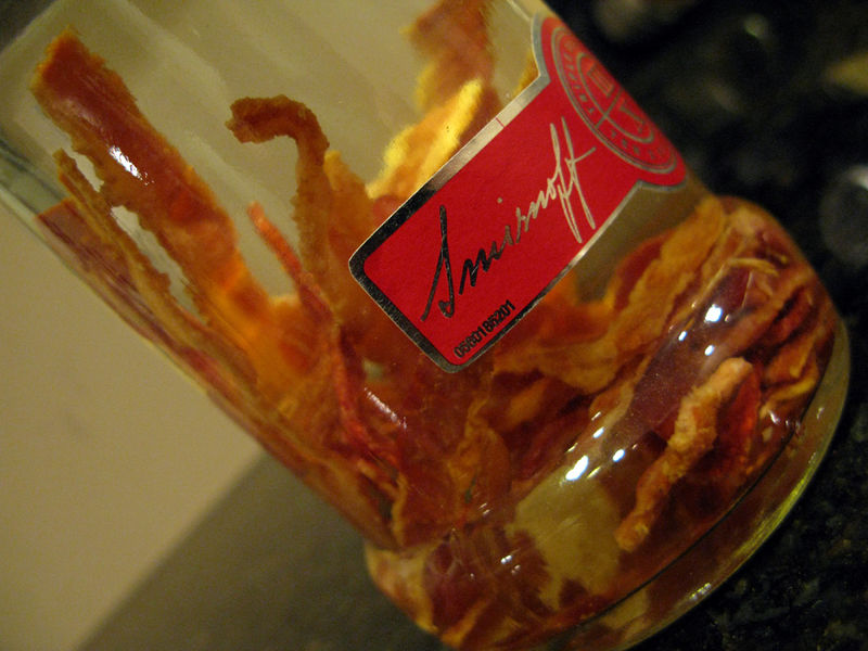 800px-bacon_vodka1.jpg