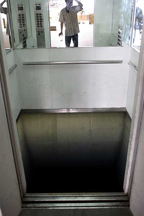 elevatorfloor02