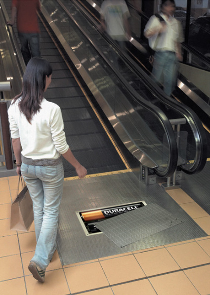 escalator-advertising-1