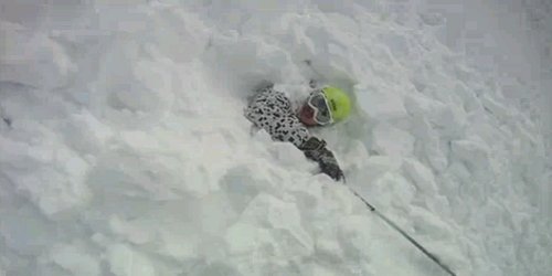 Лавина затрупа грчки скијач на Кожуф 