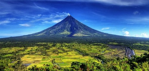 Величествената страна на вулканите 